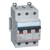 DX3 3P C32 6000a/10ka