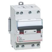 DX3 4P C32 4500a/6ka 3m