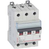DX3 3P C1 6000a/10ka