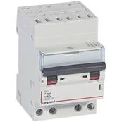 DX3 4P C20 6000a/10ka auto